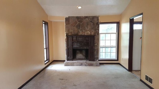 Building Photo - 1257 Bethsaida Rd