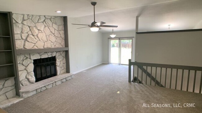 Building Photo - 7720 Bordeaux Drive