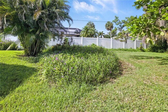 Building Photo - 18305 Driggers Ave