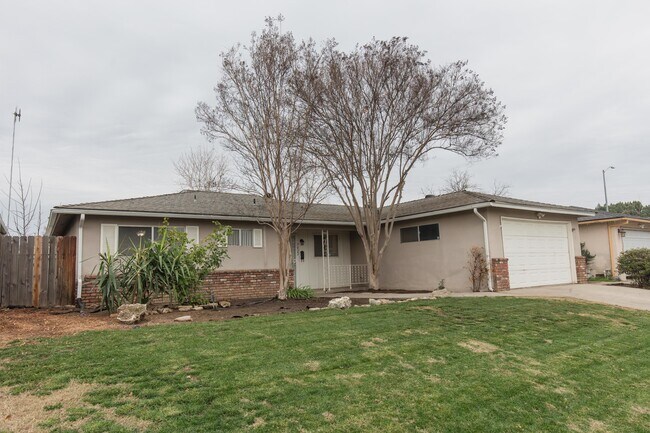 Foto del edificio - 3022 W San Gabriel Ave