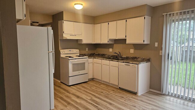 Foto del edificio - 2050 Sheldon Rd