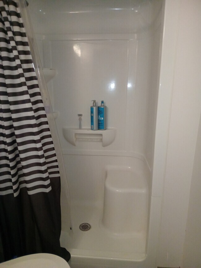 Photo du bâtiment - 258A-258A Sunview St