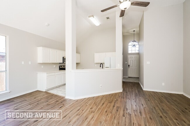 Foto del edificio - 4844 Ashton Ave
