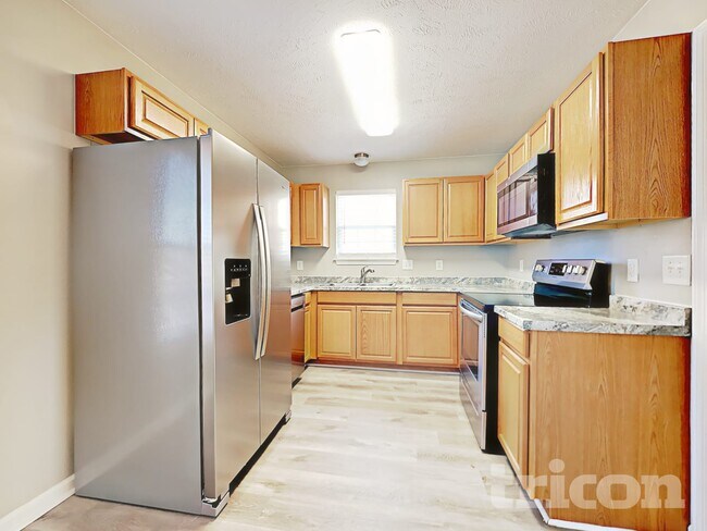 Foto del edificio - 700 Holland Ridge Dr