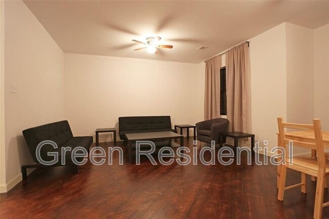 Building Photo - 4114 McKinney St