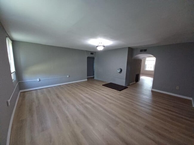 Photo - 10179 Bon Oak Dr House