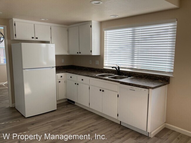 Building Photo - 3 br, 2 bath House - 1225 Gumview Road