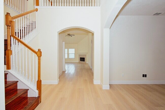 Foto del edificio - 18206 Bonham Oaks Ct