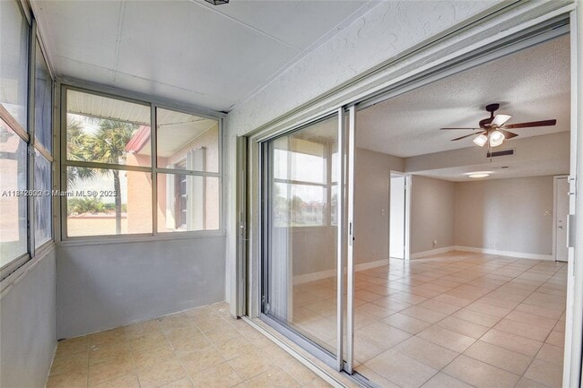 Building Photo - 114 Lake Anne Dr