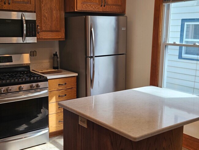 Foto del edificio - 2567 N 66th St