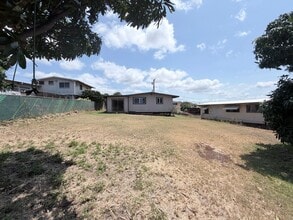 Building Photo - 92-421-421 Akaula St