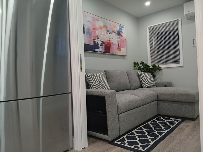 Foto del edificio - 1111 Atwells Ave