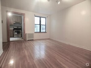 Building Photo - 183 Pinehurst Ave