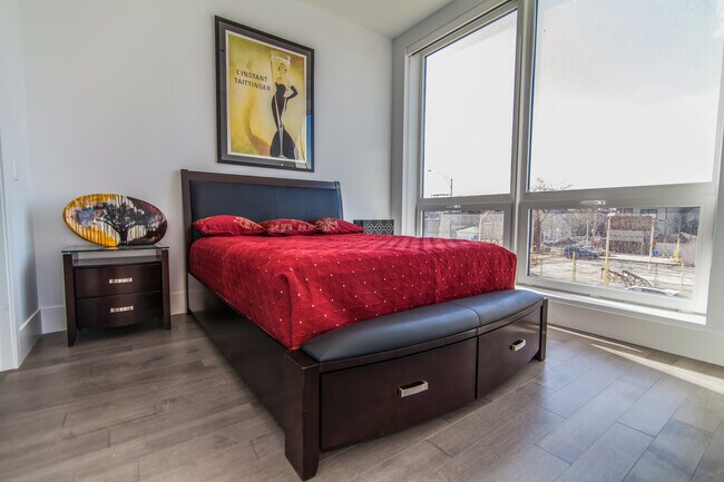 Foto del edificio - 2353 W Wabansia Ave