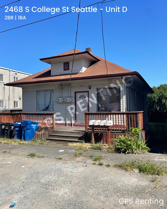 Foto principal - 2468 S College St