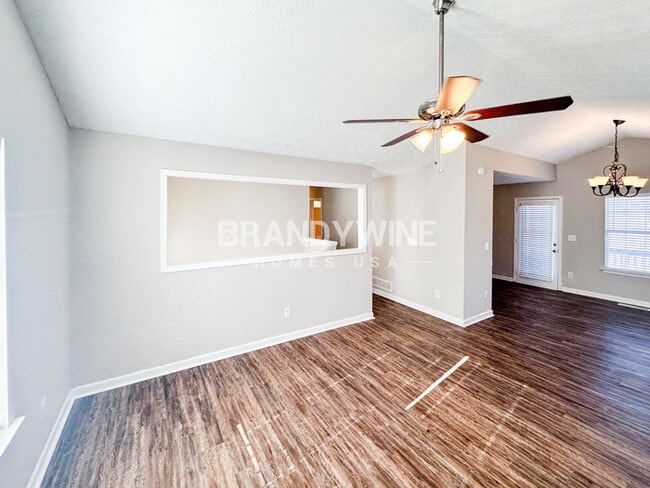 Building Photo - 152 Edward Dr