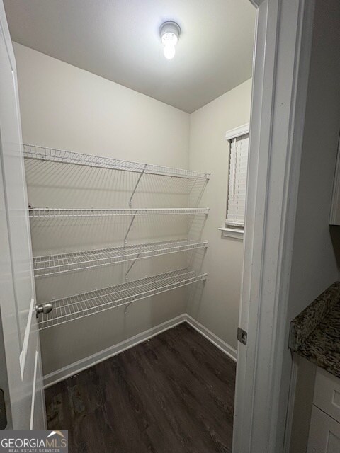 Foto del edificio - 314 Nutwood Trce