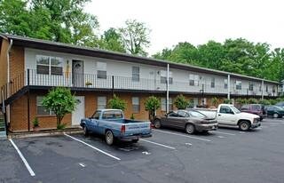 Foto del edificio - 1243-1246 E Harper Ave
