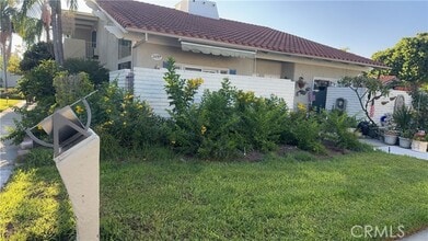 Building Photo - 2037 Via Mariposa E