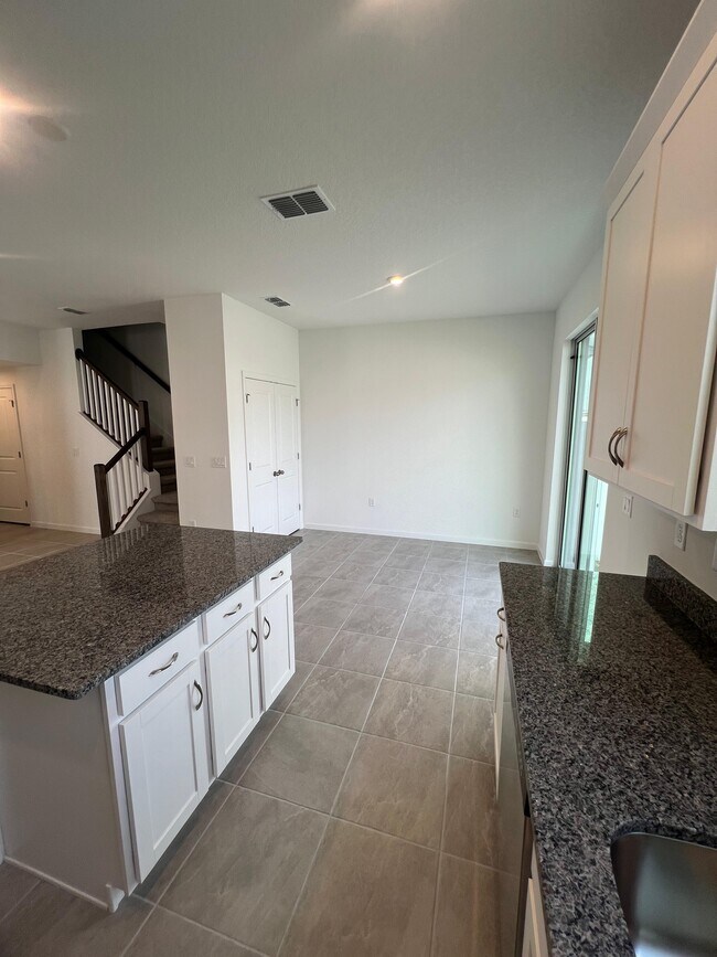 Building Photo - 9059 Beach Tea Way