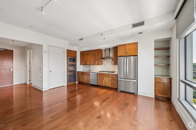 S1 Studio - 539SF - Living Room - One University Circle Apartments