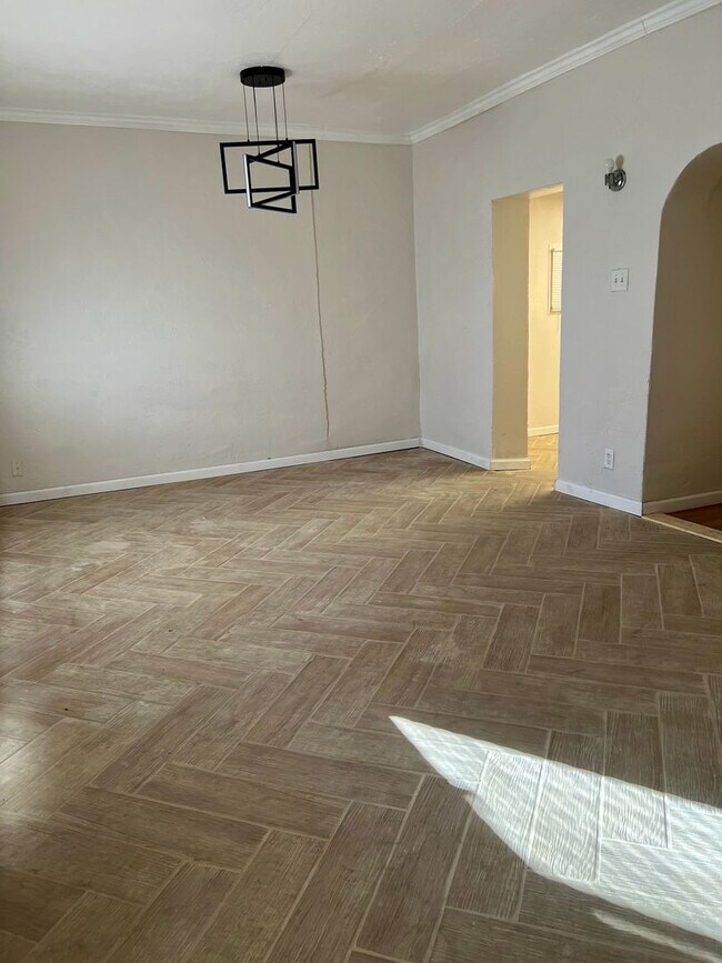 Foto del edificio - 2 Bedroom Home For Rent!