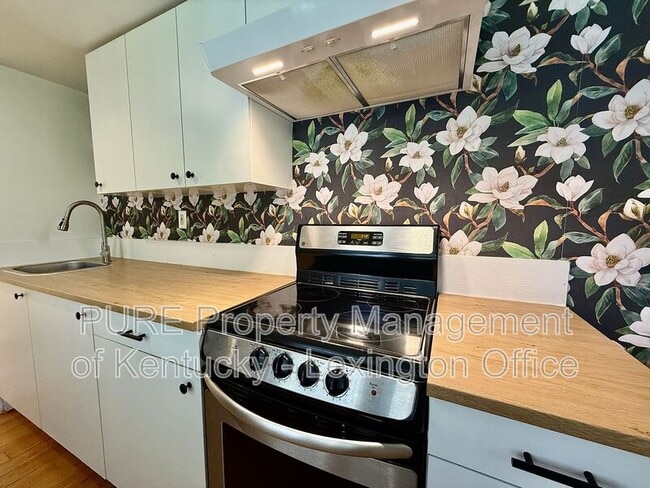 Building Photo - 1559 Jacana Dr