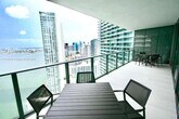 Foto principal - 650 NE 32nd St