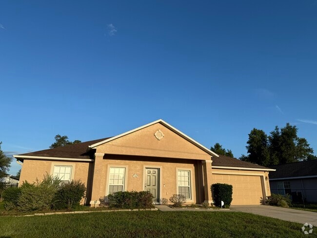 Building Photo - 15592 SW 22nd Court Rd