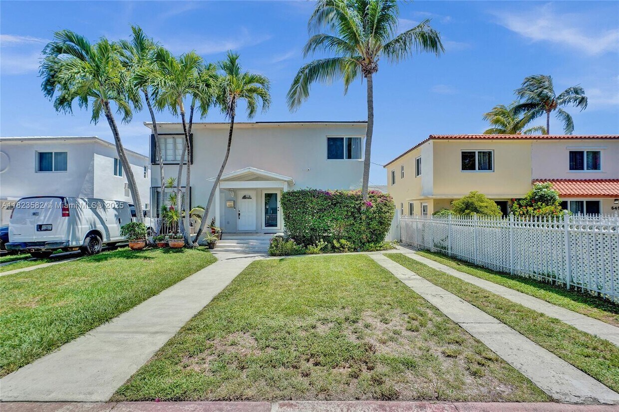 Foto principal - 655 85th St