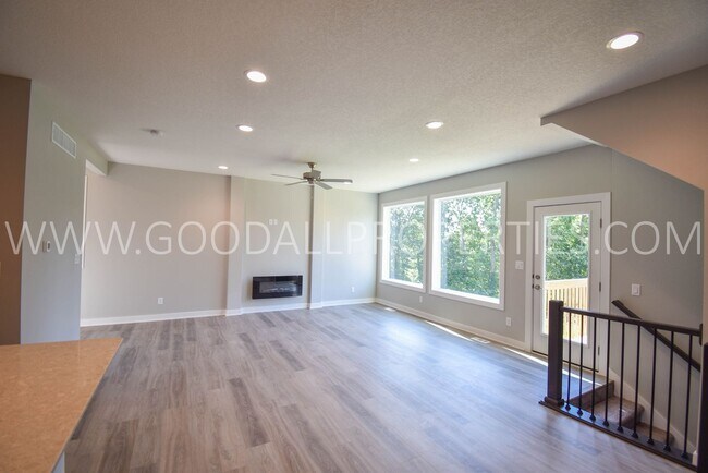Building Photo - WINTER RENT SPECIAL 4 Bdrm 3.5 Bath Townhome with a Finished Walkout Basement