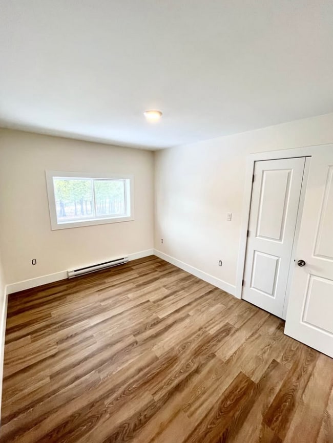 Building Photo - 161 Nevers Rd