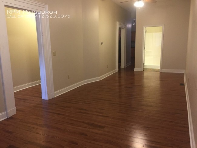 Foto del edificio - 1502 Boyle St