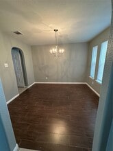 Building Photo - 4043 Hawthorn Glen Ct