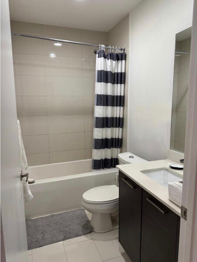 Foto del edificio - 3596 NW 13th St