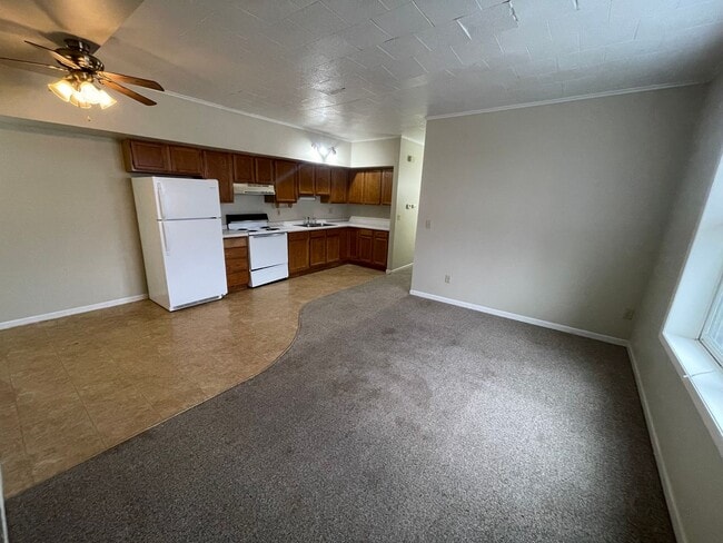 Building Photo - 924 Ohio St