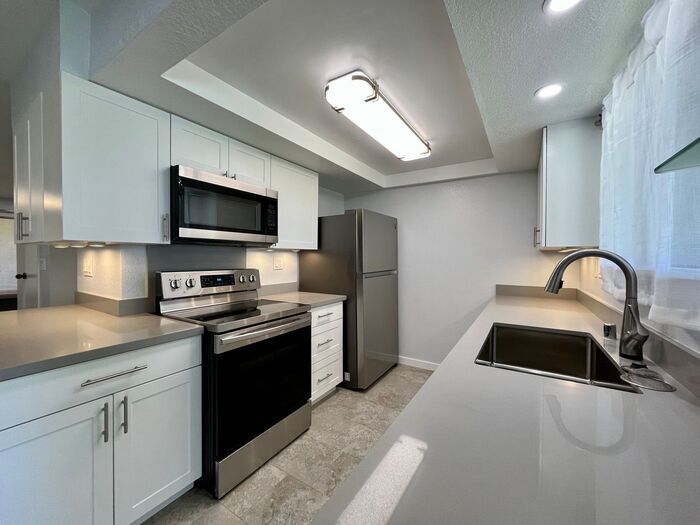 Primary Photo - Wailuna: 3 Bed, 2.5 Bath Townhome w/ 2 Car...