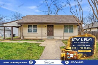 Building Photo - 508 W Lone Star Ave