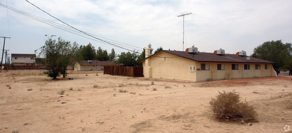 Building Photo - 21565 Nisqually Rd