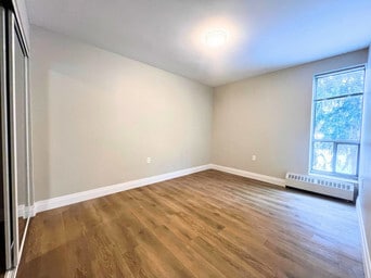 Building Photo - Regency Court Apartments - Speedvale