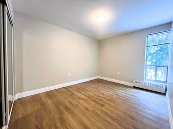 Photo du bâtiment - Regency Court Apartments - Speedvale