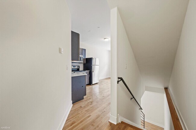 Foto del edificio - 5 br, 2 bath Triplex - 2031 N Carlisle St ...