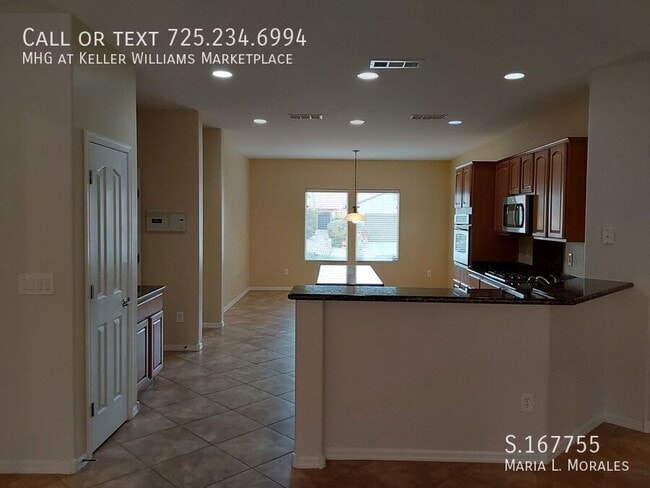 Building Photo - 2140 Waterton Rivers Dr