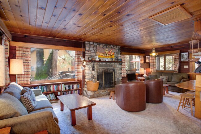 Building Photo - 8056 Chilnualna Falls Rd