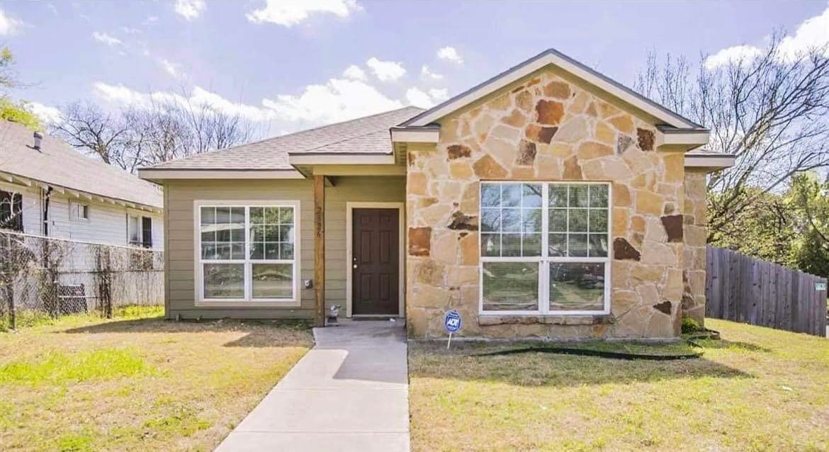 2326 Morrow Ave, Waco, TX 76707 House Rental in Waco, TX