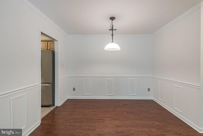Building Photo - 2811 Lee Oaks Ct