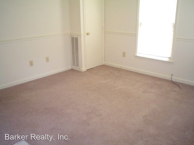 Building Photo - 721 Dorothea Dr