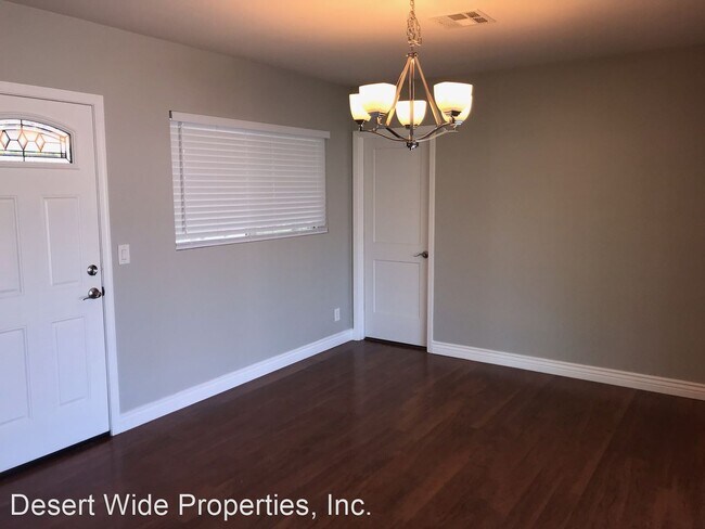 Building Photo - 4 br, 2 bath House - 828 N. EVERGREEN ST