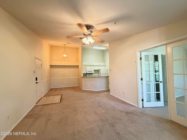 Foto del edificio - 13810 Sutton Park Dr N