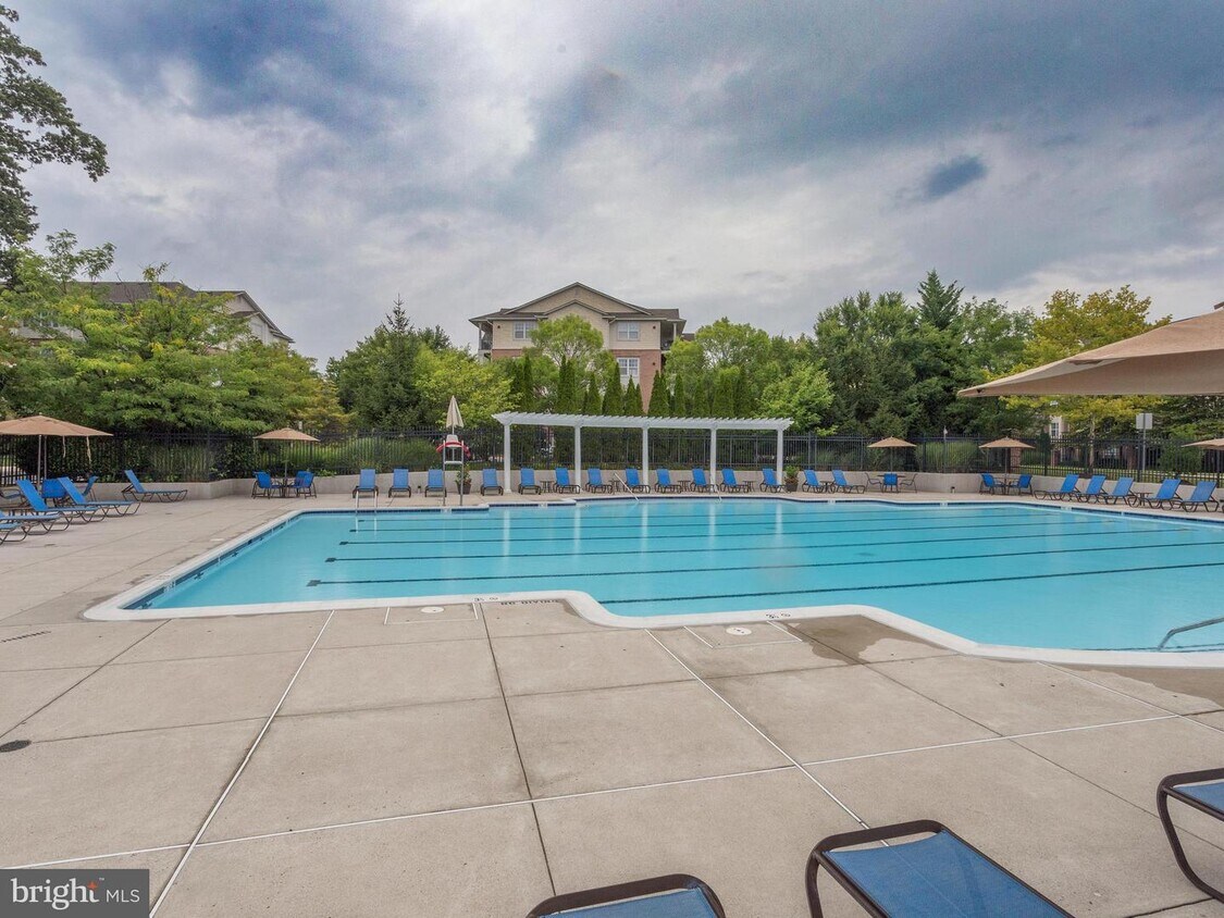 Primary Photo - 12140 Garden Grove Cir